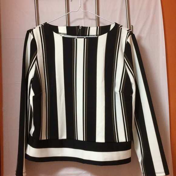 NWT Worthington Black Museum Striped Top - Picture 1 of 6